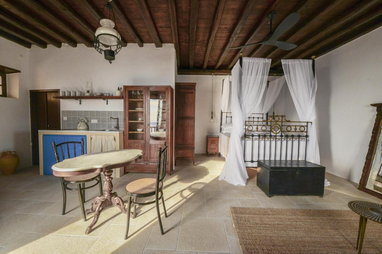 Castrum Traditional Sunset Suites Plaka  Exteriér fotografie